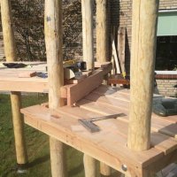 Hout speeltoestel Roden